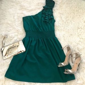 😍 FOREVER 21 —One-Shoulder Mini Party Dress 😍